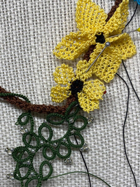 Leena's WIP necklace combining tatting and oya.